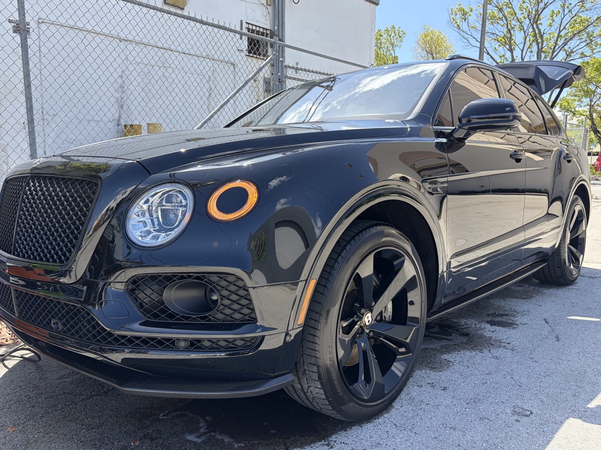 Bentley wash and wax Miami Beach