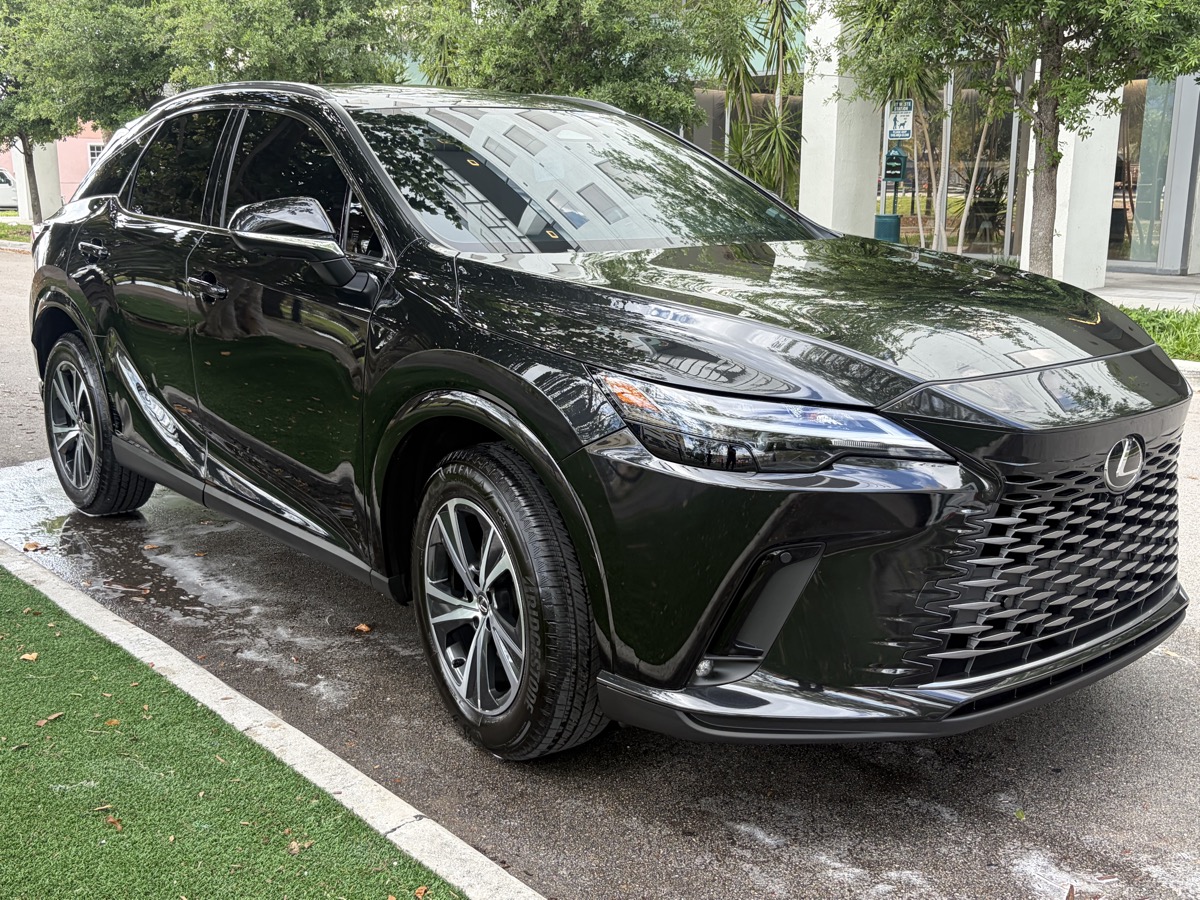 Lexus SUV mobile detailing Aventura