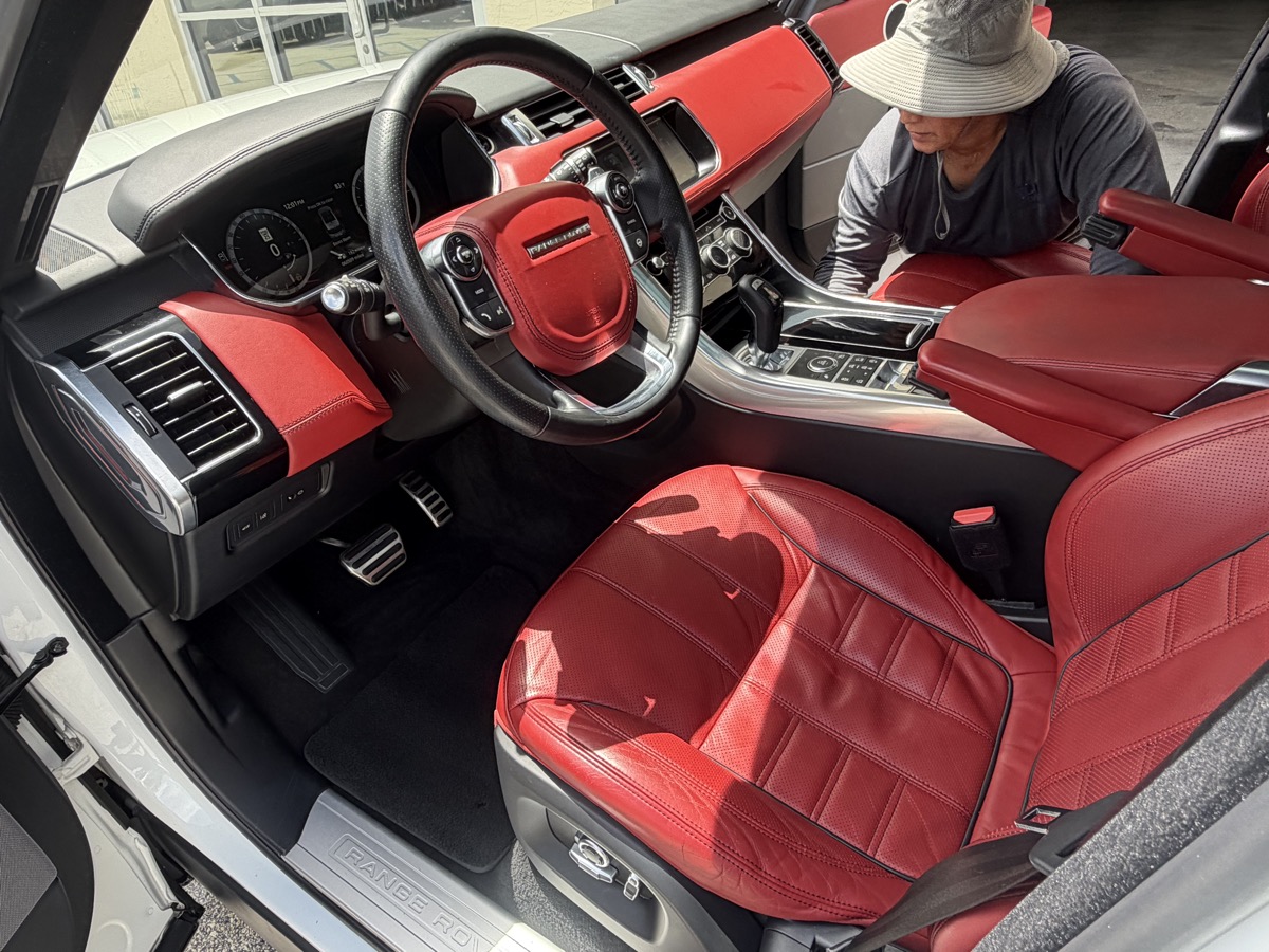 Mini Interior Detail Miami
